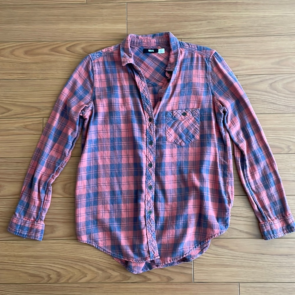 BDG - Plaid Button Down Shirt, size small